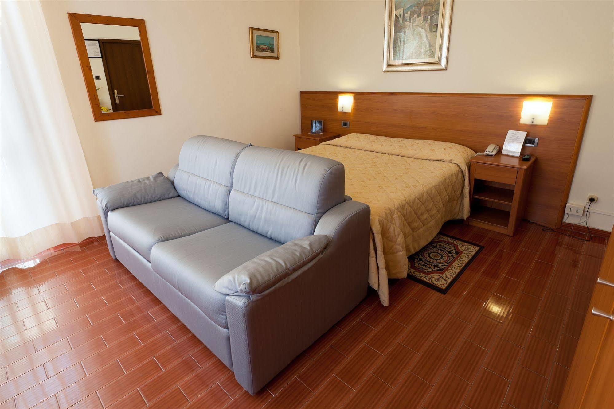 Hotel Parking Giardino