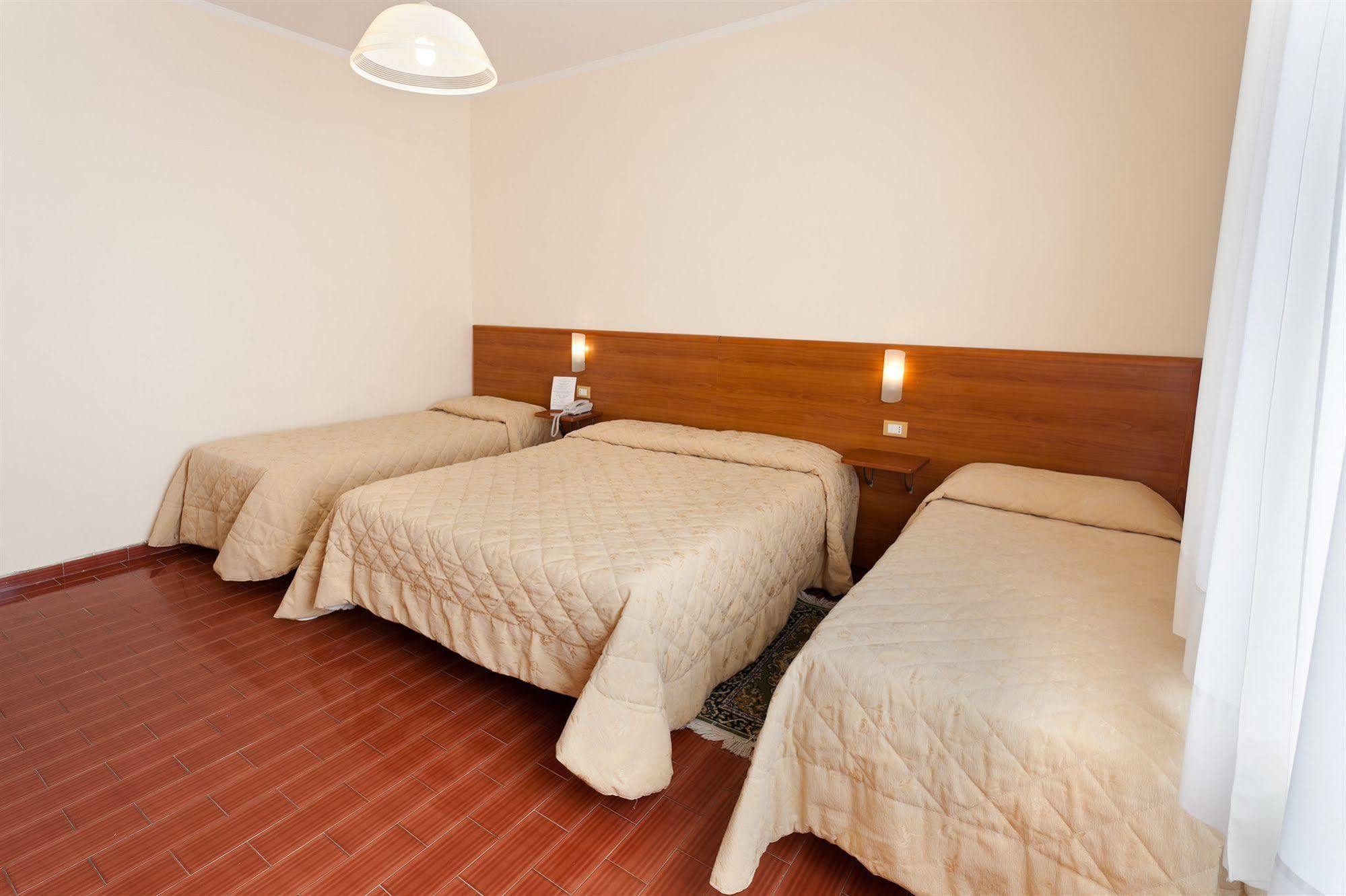 Parking Giardino 3* Livourne